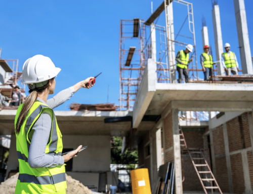 Managing Risk in Construction Work: The Role of Temperature and Humidity Monitoring